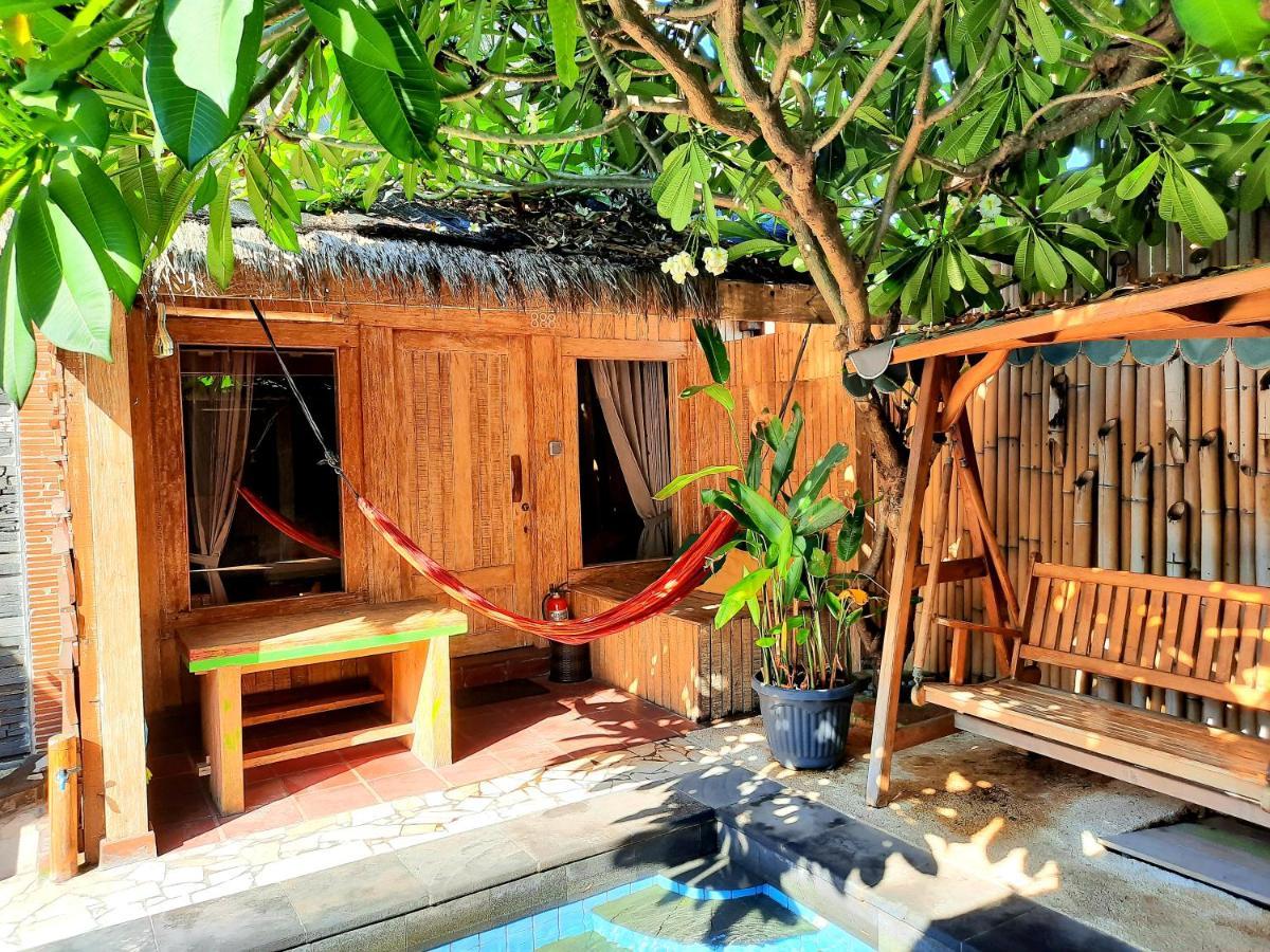 Little Mg Bed and Breakfast Gili Trawangan Exterior foto